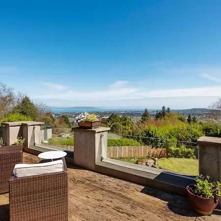 Luxury Mansion In Dublin 18 Hébergement de vacances